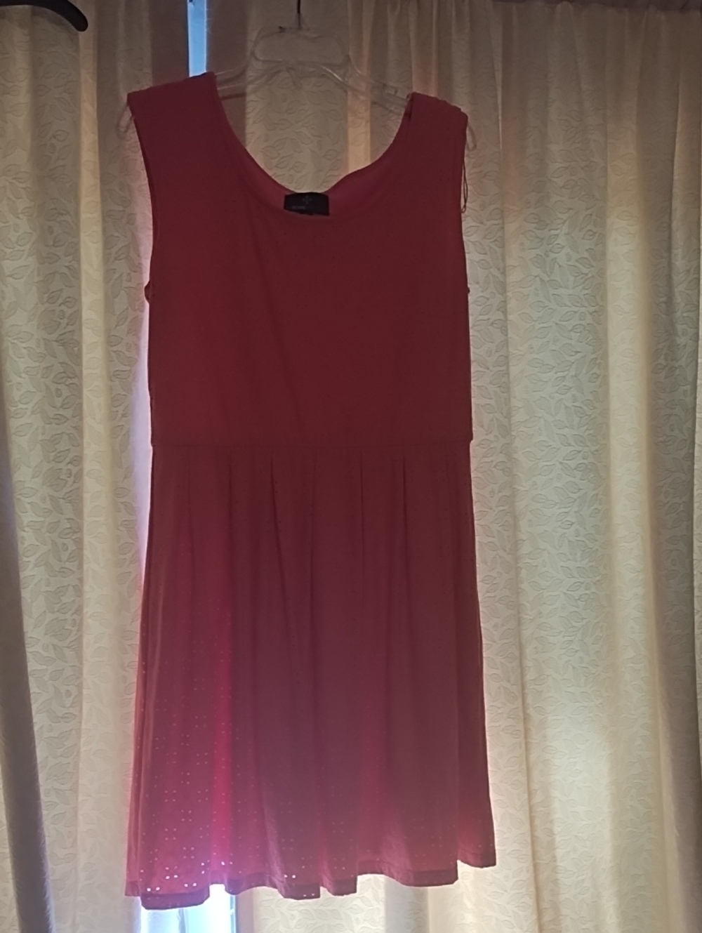Ronni Nicole Sleeveless Coral  Mini Dress with  Hem